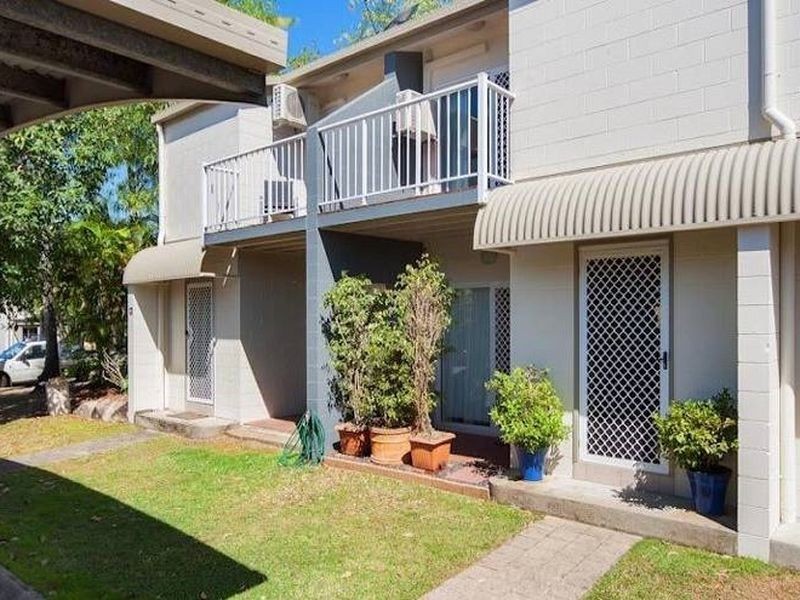 2/25 Fairweather Street, Yorkeys Knob QLD 4878