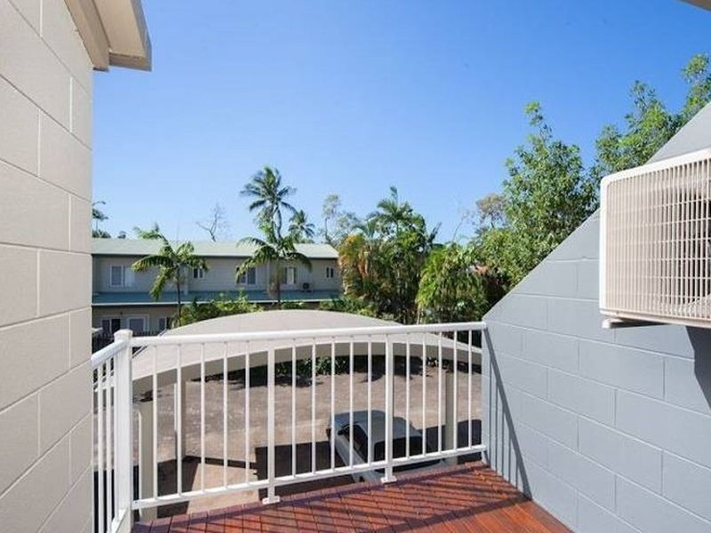 2/25 Fairweather Street, Yorkeys Knob QLD 4878