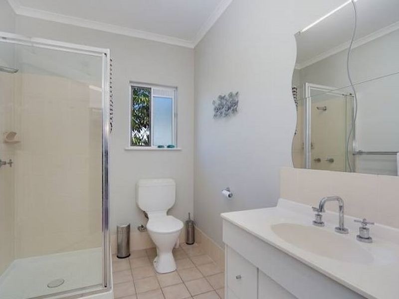 2/25 Fairweather Street, Yorkeys Knob QLD 4878