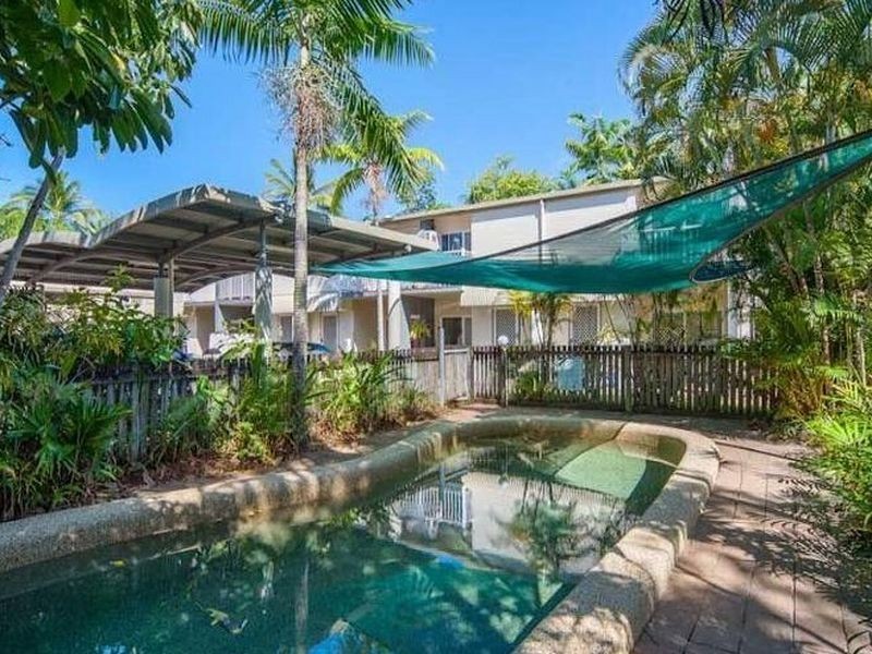 2/25 Fairweather Street, Yorkeys Knob QLD 4878