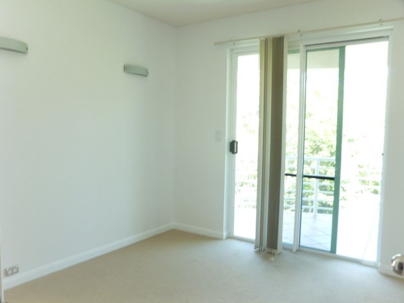 16/2 Deauville Close, Yorkeys Knob QLD 4878