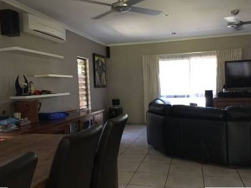 9 Manly Close, Kewarra Beach QLD 4879