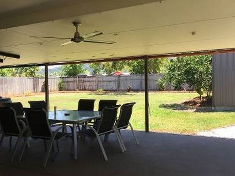 9 Manly Close, Kewarra Beach QLD 4879