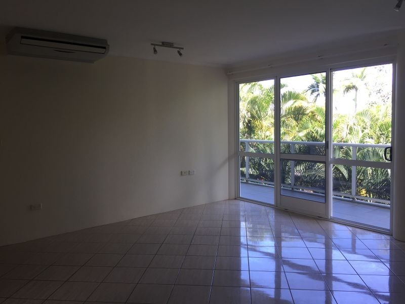 337A/305 CORAL COAST DRIVE, Palm Cove QLD 4879