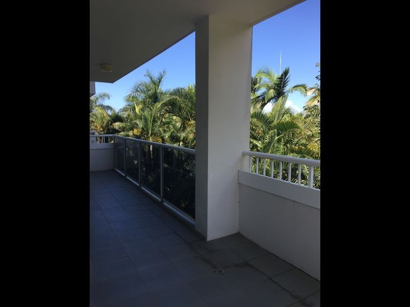 337A/305 CORAL COAST DRIVE, Palm Cove QLD 4879