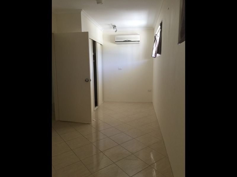 337A/305 CORAL COAST DRIVE, Palm Cove QLD 4879