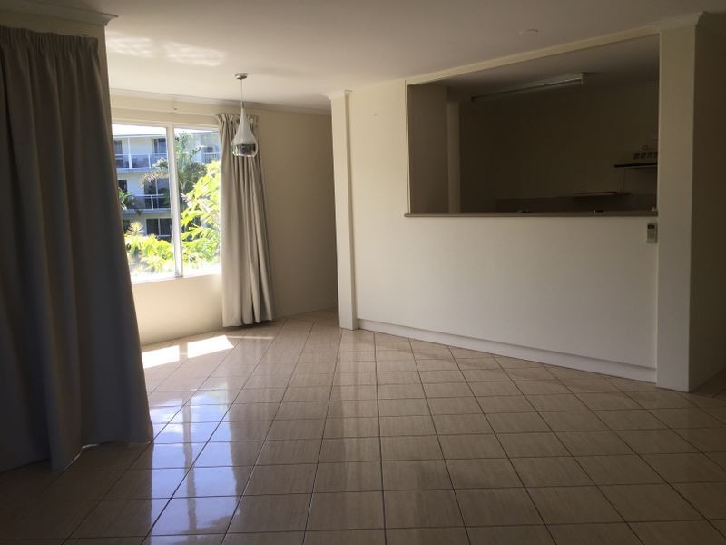 337A/305 CORAL COAST DRIVE, Palm Cove QLD 4879