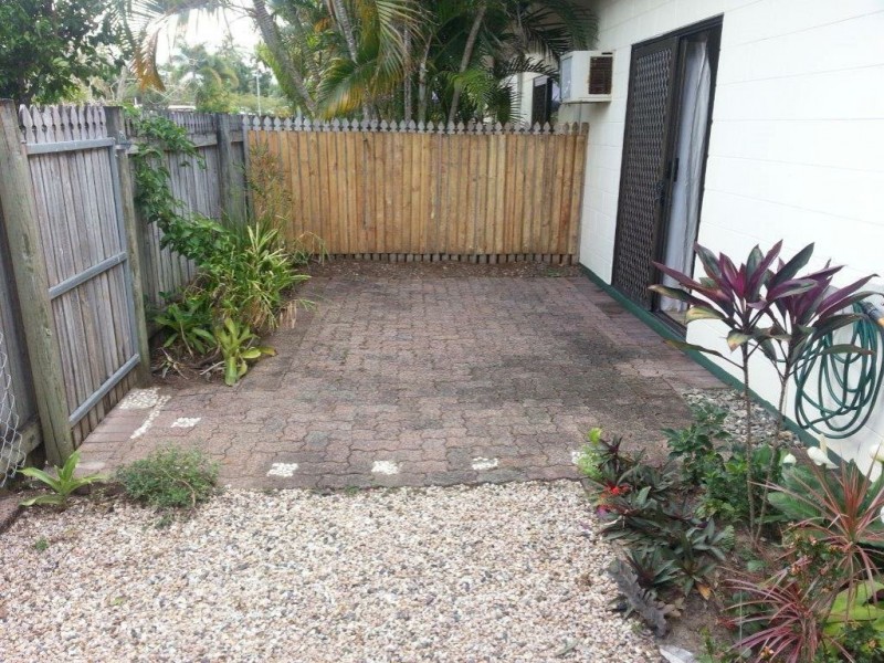 12/14-16 Fairweather Street, Yorkeys Knob QLD 4878