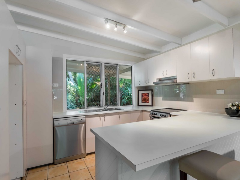 1 Caddy Street, Yorkeys Knob QLD 4878