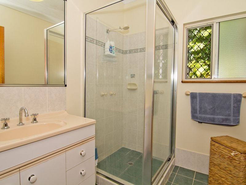 17 Atherton Street, Yorkeys Knob QLD 4878