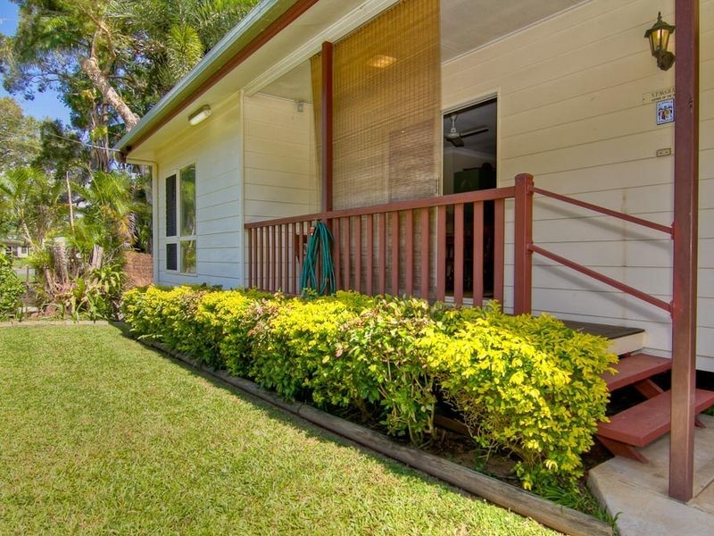 17 Atherton Street, Yorkeys Knob QLD 4878