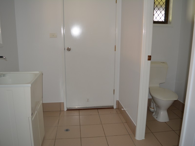 1 Roslyn Close, Yorkeys Knob QLD 4878