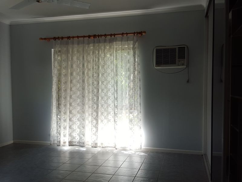 1 Wallum Close, Holloways Beach QLD 4878