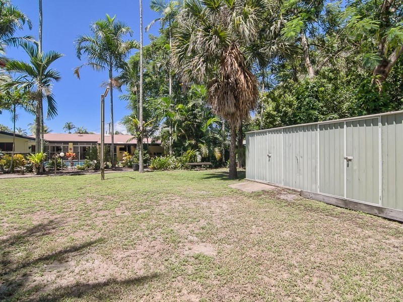 31 Jessie Close, Yorkeys Knob QLD 4878