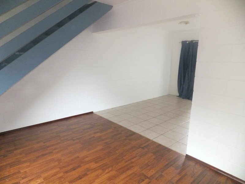 8/22 Fairweather Street, Yorkeys Knob QLD 4878