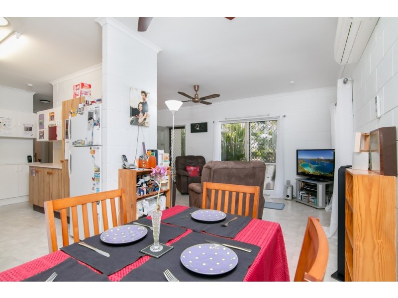 371-373 Varley Street, Yorkeys Knob QLD 4878