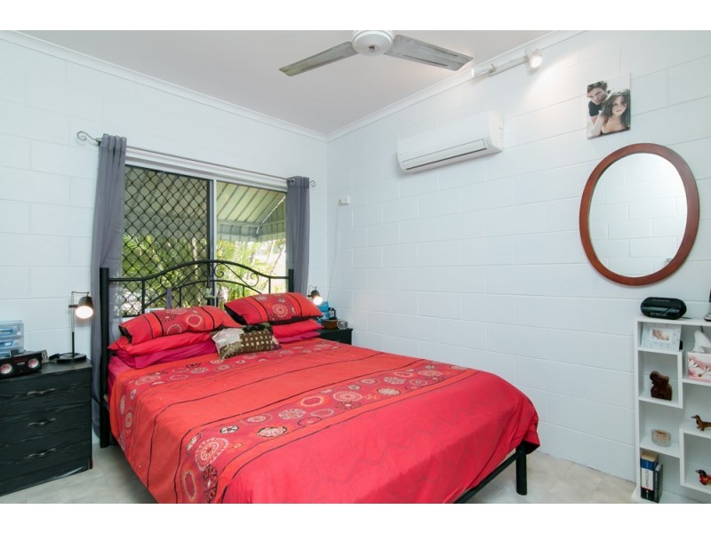 371-373 Varley Street, Yorkeys Knob QLD 4878