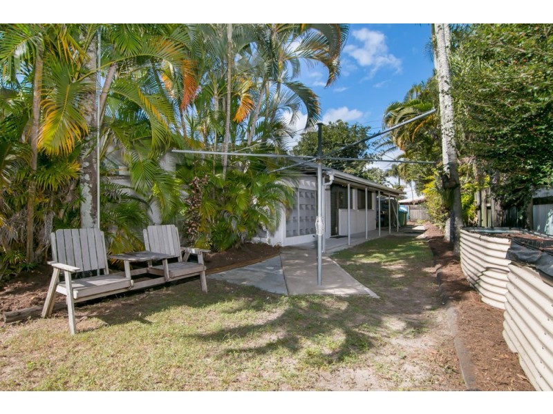 371-373 Varley Street, Yorkeys Knob QLD 4878