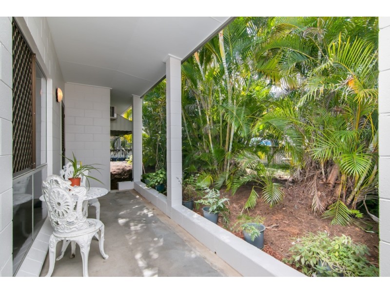 371-373 Varley Street, Yorkeys Knob QLD 4878