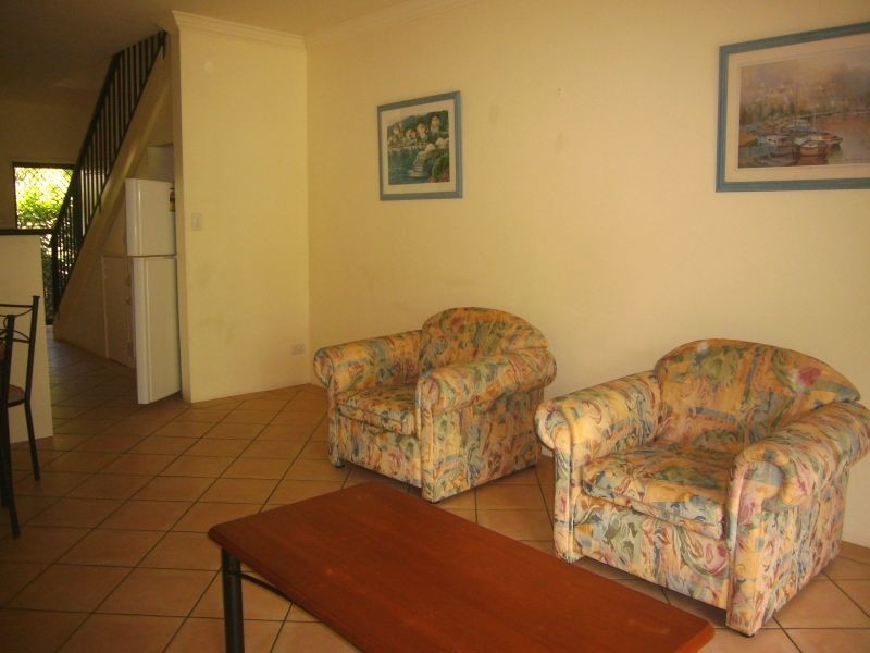 5/548 Varley Street, Yorkeys Knob QLD 4878