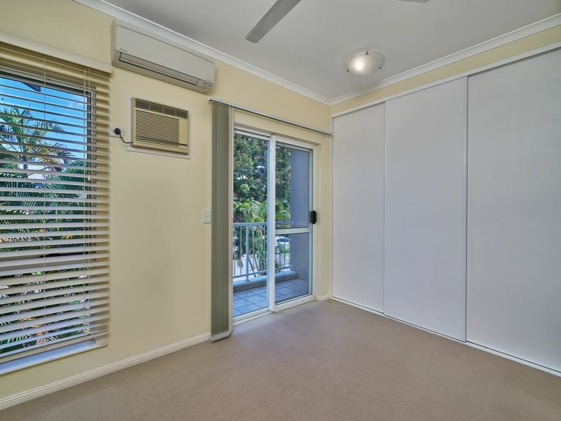2/52 Best Street, Yorkeys Knob QLD 4878