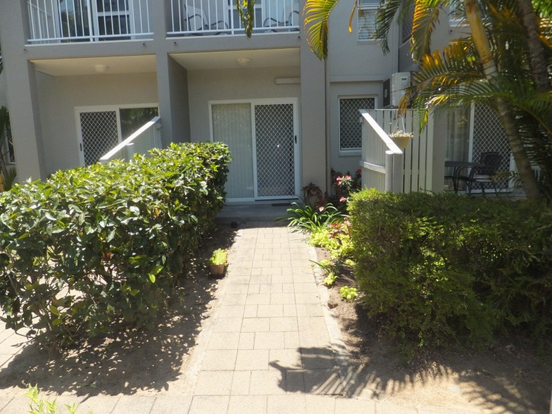 2/52 Best Street, Yorkeys Knob QLD 4878