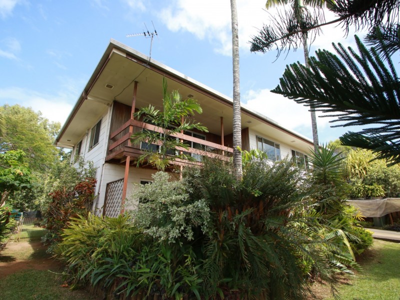 29 Carroo Street, Bayview Heights QLD 4868