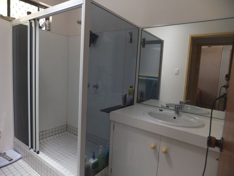 2 Narelle Close, Yorkeys Knob QLD 4878