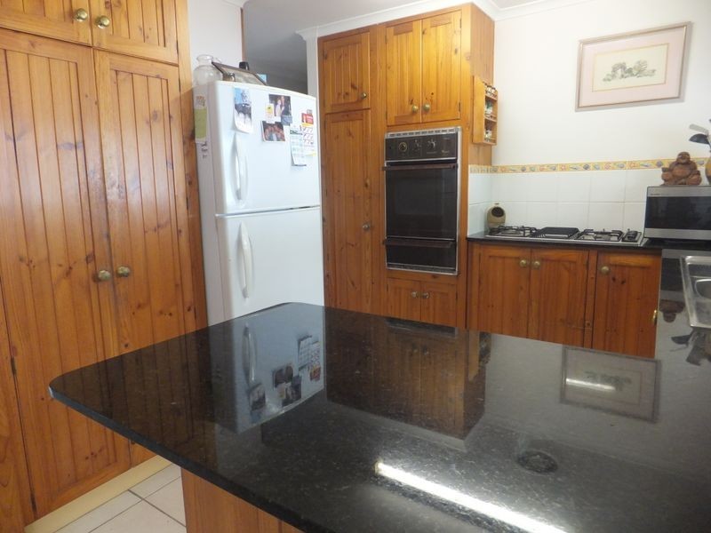 2 Narelle Close, Yorkeys Knob QLD 4878