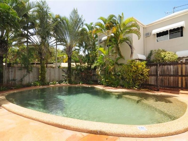 7/531 Varley Street, Yorkeys Knob QLD 4878