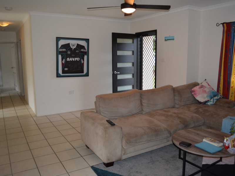 1/534 Varley Street, Yorkeys Knob QLD 4878