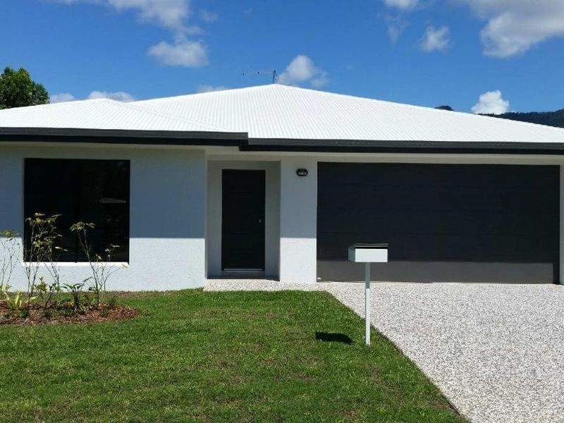 11 Newberry Street, Smithfield QLD 4878