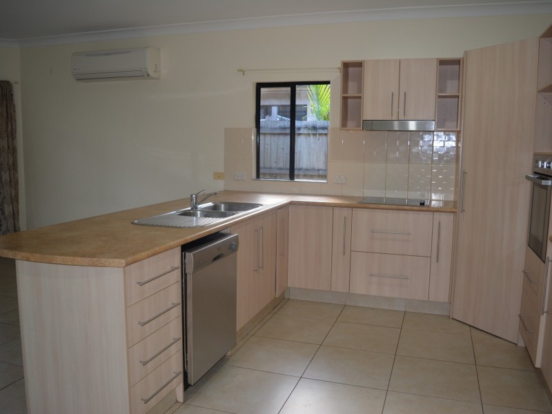 14 Chystanthus Street, Trinity Park QLD 4879