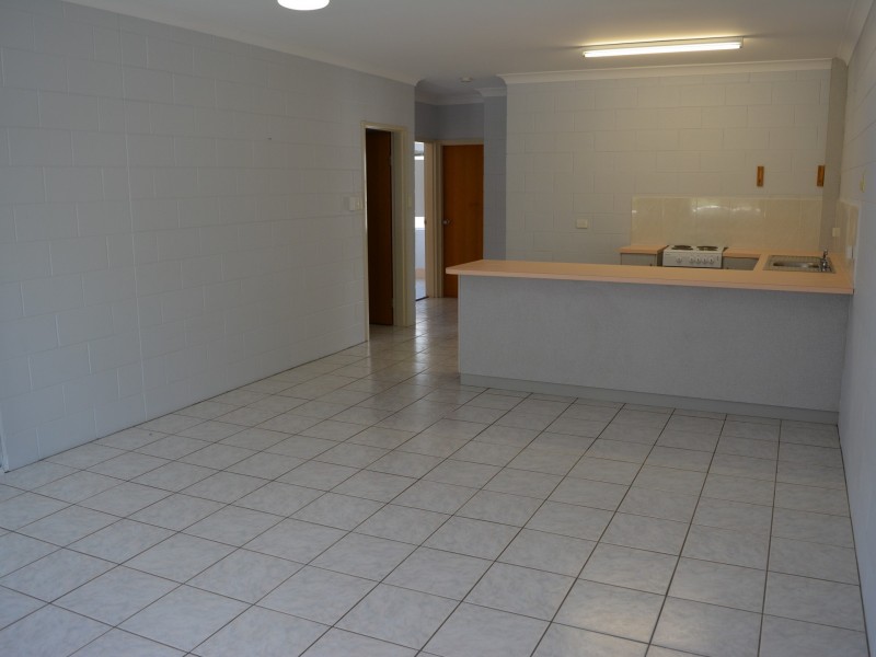 5/527 Varley Street, Yorkeys Knob QLD 4878