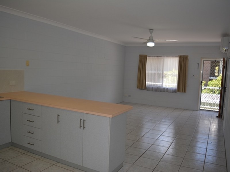 5/527 Varley Street, Yorkeys Knob QLD 4878