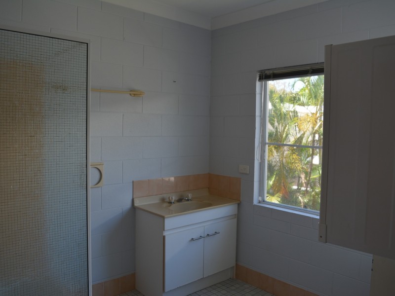 5/527 Varley Street, Yorkeys Knob QLD 4878