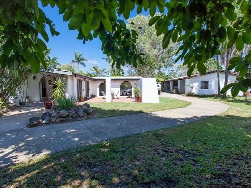 443-445 Varley Street, Yorkeys Knob QLD 4878