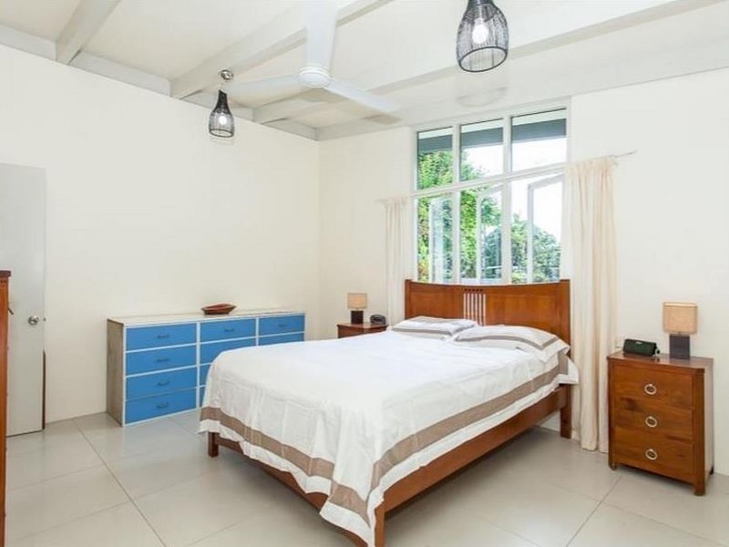 443-445 Varley Street, Yorkeys Knob QLD 4878