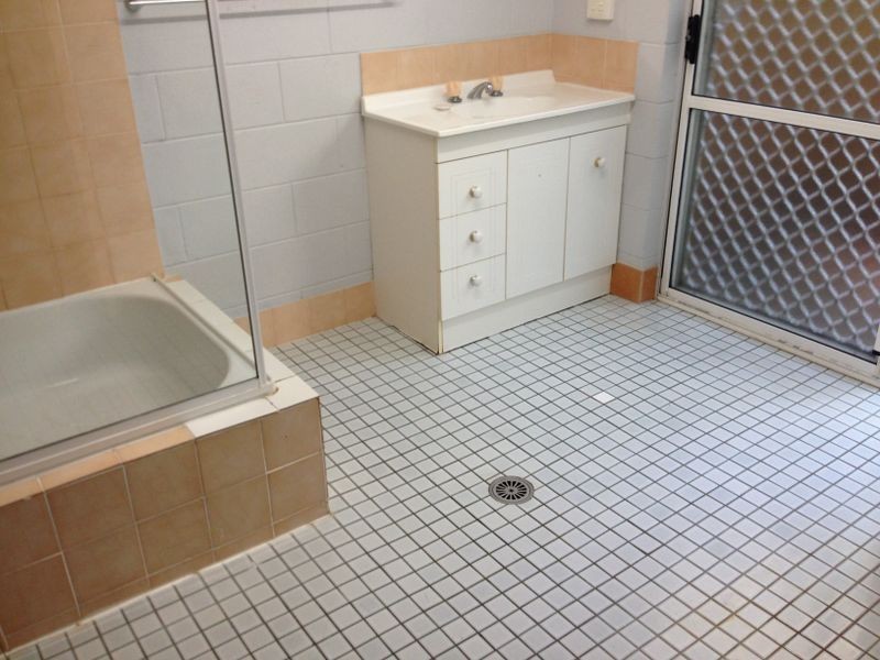 8/527 Varley Street, Yorkeys Knob QLD 4878