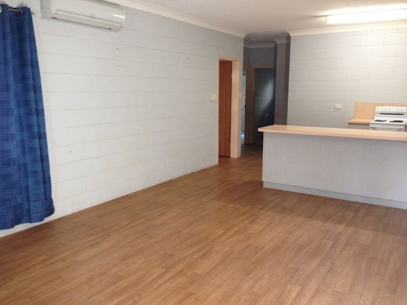 8/527 Varley Street, Yorkeys Knob QLD 4878