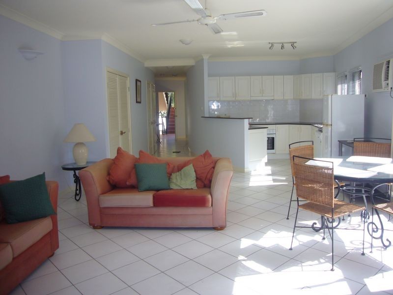 4/51 Sims Esplanade, Yorkeys Knob QLD 4878