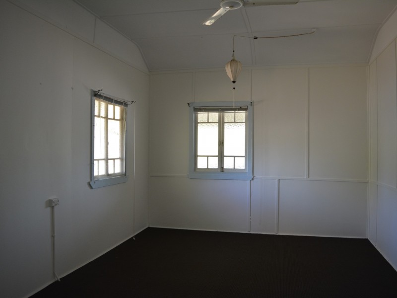 32 Rutherford Street, Yorkeys Knob QLD 4878