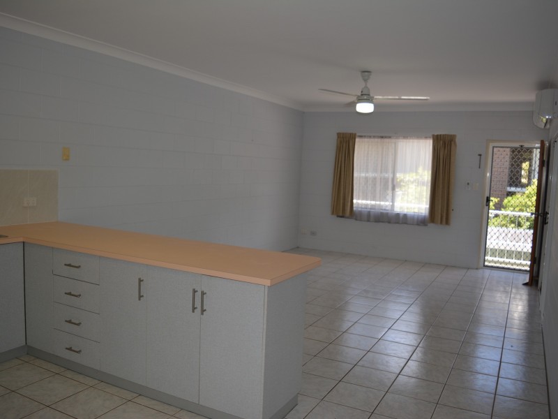 5/527 Varley Street, Yorkeys Knob QLD 4878