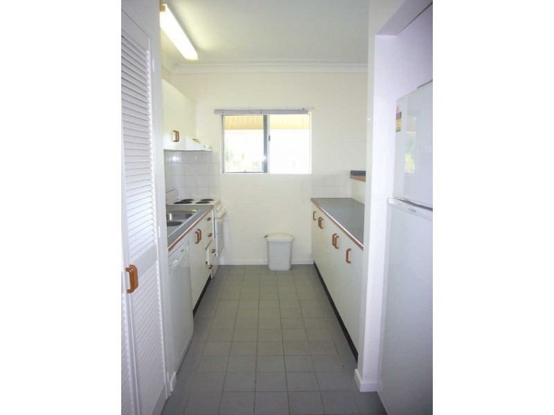 6/53 Sims Esplanade, Yorkeys Knob QLD 4878