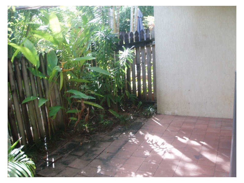 1/528 Varley Street, Yorkeys Knob QLD 4878