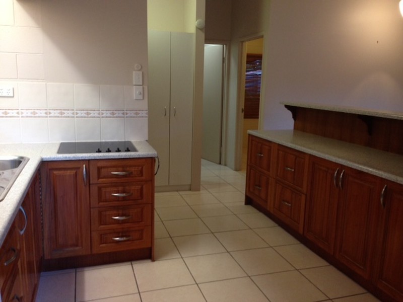 2/1 Josephine Close, Yorkeys Knob QLD 4878