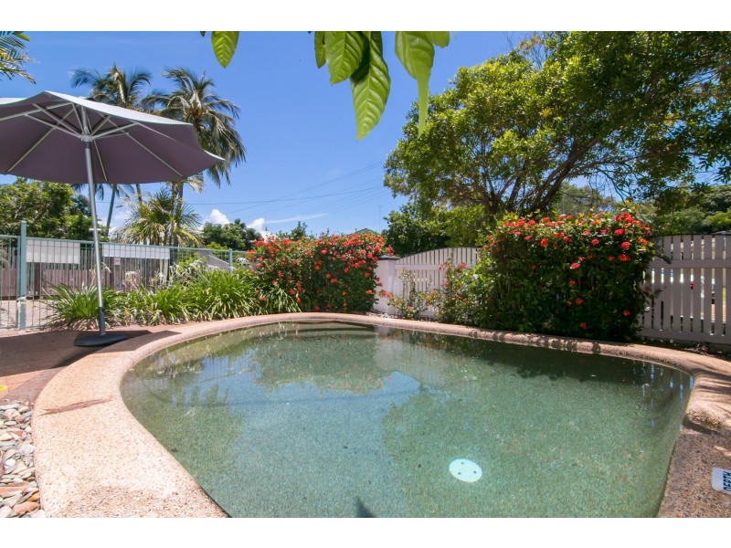 6/13 Rutherford Street, Yorkeys Knob QLD 4878