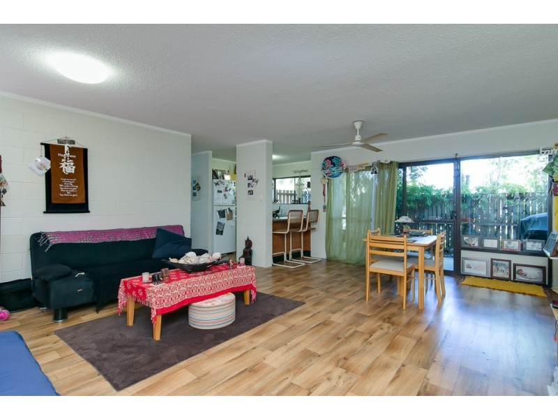 2/22 Rutherford Street, Yorkeys Knob QLD 4878