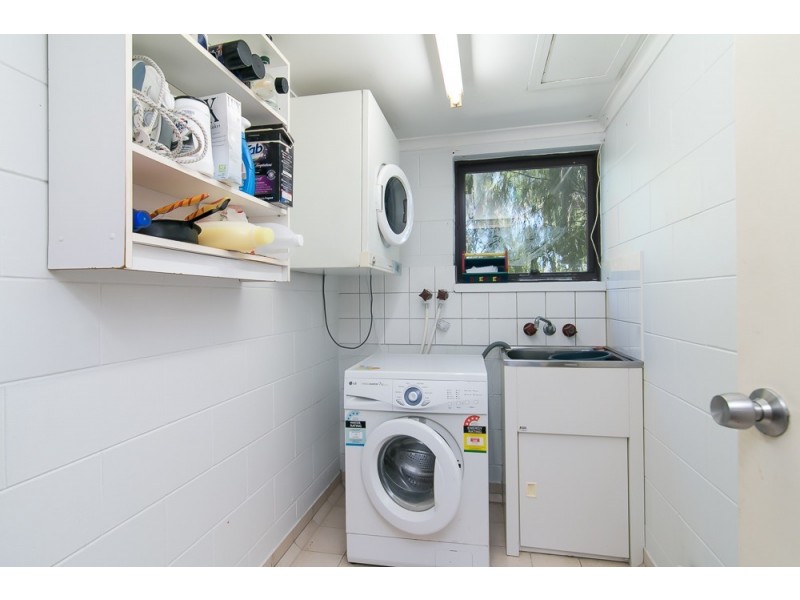 2/22 Rutherford Street, Yorkeys Knob QLD 4878