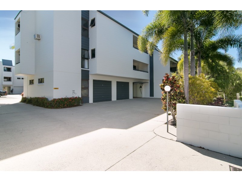 2/22 Rutherford Street, Yorkeys Knob QLD 4878